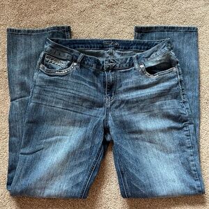 Maurice's jeans size 16 Long with back pocket detail